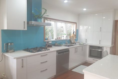 Photo of property in 1/8 Golf Road, New Lynn, Auckland, 0600