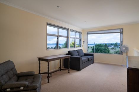 Photo of property in 22 Pokaka Crescent, Wharewaka, Taupo, 3330