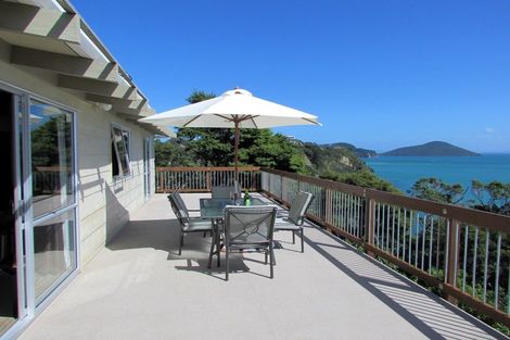 Photo of property in 1590 Wyuna Bay Road, Wyuna Bay, Coromandel, 3581