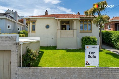 Photo of property in 61 Tomahawk Road, Andersons Bay, Dunedin, 9013