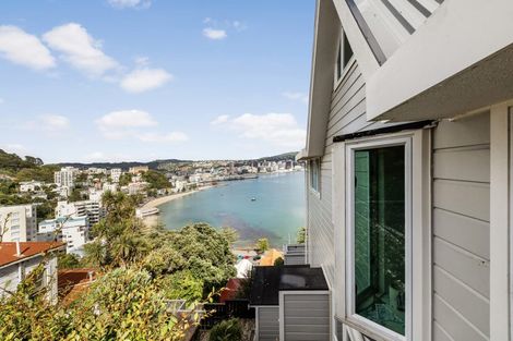 Photo of property in 1/302 Oriental Parade, Oriental Bay, Wellington, 6011