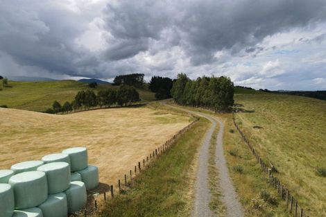 Photo of property in 183 Smith Road, Dannevirke, 4978