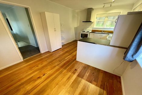 Photo of property in 21 Lowry Crescent, Stokes Valley, Lower Hutt, 5019