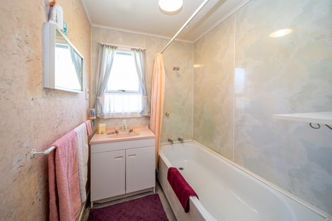 Photo of property in 1624 Teviot Road, Millers Flat, Roxburgh, 9572