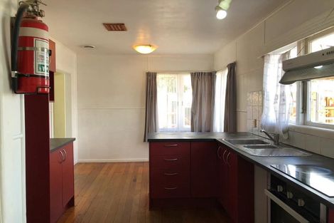 Photo of property in 64 Smythe Road, Henderson, Auckland, 0612