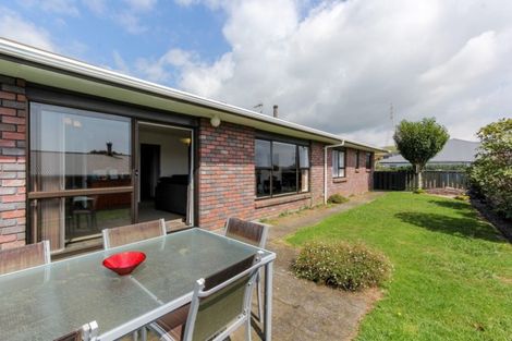 Photo of property in 4 Ash Place, Whalers Gate, New Plymouth, 4310