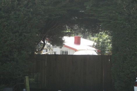 Photo of property in 6 Kiwi Avenue, Waikuku Beach, 7473