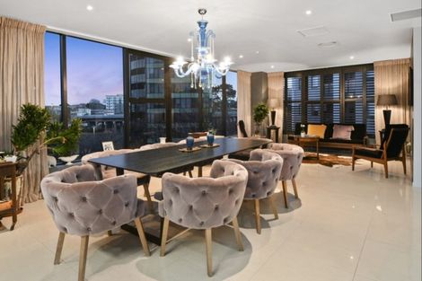 Photo of property in 2c/2 Saint Martins Lane, Grafton, Auckland, 1010