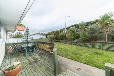 Photo of property in 23 Dahlstrom Grove, Kelvin Grove, Palmerston North, 4414
