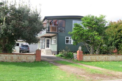Photo of property in 24 Seaview Avenue, Te Puru, Thames, 3575