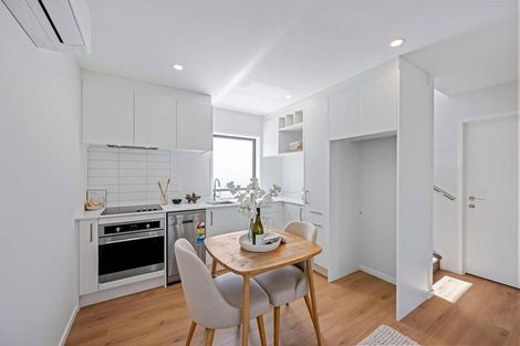 Photo of property in 1/721 Te Atatu Road, Te Atatu Peninsula, Auckland, 0610