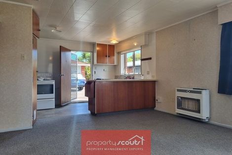 Photo of property in 4/237 Courtenay Street, Strandon, New Plymouth, 4312