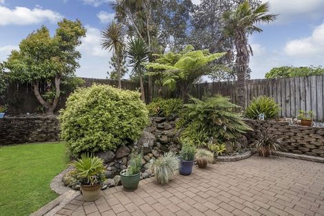 Photo of property in 24 Makiri Street, Helensville, 0800