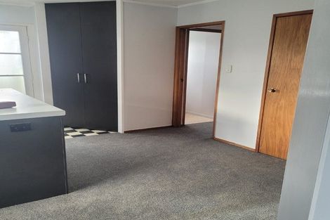 Photo of property in 1/72 Casuarina Road, Half Moon Bay, Auckland, 2012