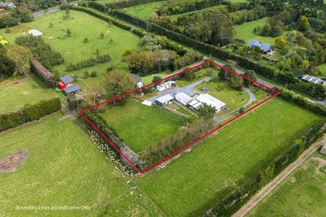 Photo of property in 28 Arcus Road, Te Horo, Otaki, 5582