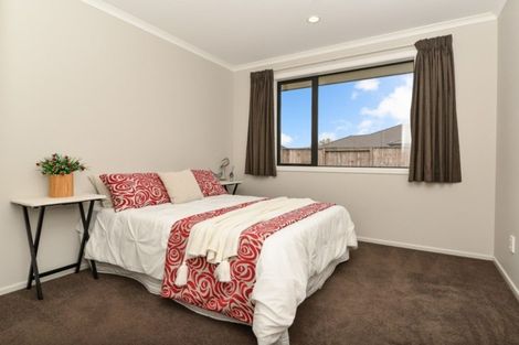 Photo of property in 15 Cole Thomas Place, Huntington, Hamilton, 3210