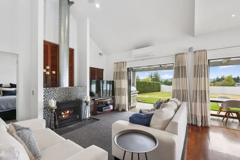 Photo of property in 1 Antonia Place, Kinloch, Taupo, 3377