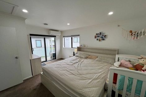 Photo of property in 1d Ohira Place, Henderson, Auckland, 0612