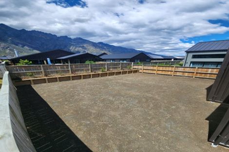 Photo of property in 31 Howden Drive, Jacks Point, 9371