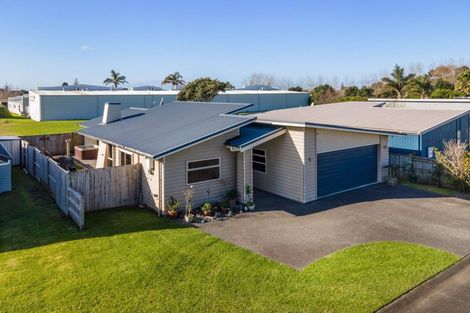 Photo of property in 14 Ocean Breeze Drive, Waihi Beach, 3611