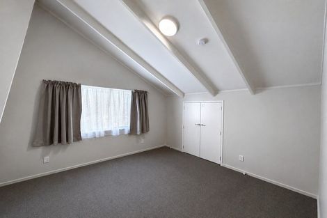 Photo of property in 52 Moncrieff Avenue, Clendon Park, Auckland, 2103