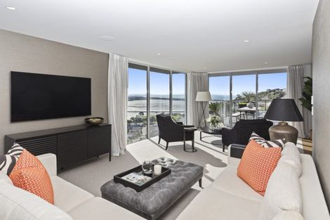 Photo of property in 15 Omeo Crescent, Redcliffs, Christchurch, 8081