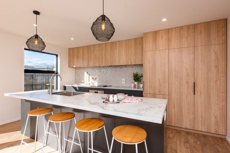 Photo of property in 14 Seagrass Place, Otaki Beach, Otaki, 5512