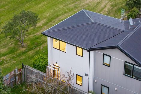 Photo of property in 52f Vodanovich Road, Te Atatu South, Auckland, 0610
