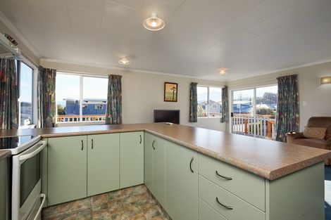 Photo of property in 10 Kotuku Road, South Bay, Kaikoura, 7300