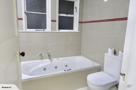 Photo of property in 8 Renton Road, Mount Albert, Auckland, 1025