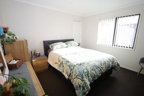 Photo of property in 17 Harding Drive, Papamoa Beach, Papamoa, 3118