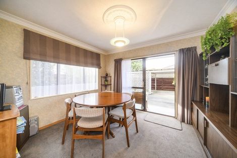 Photo of property in 73 Wood Street, Takaro, Palmerston North, 4410