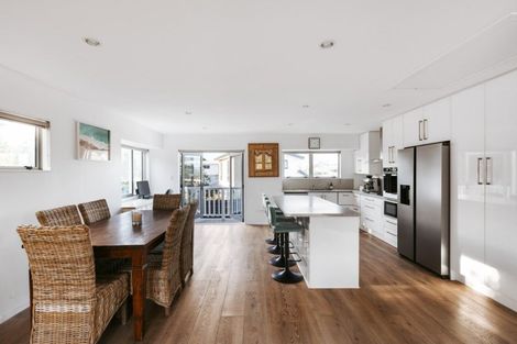 Photo of property in 230 Oceanbeach Road, Mount Maunganui, 3116