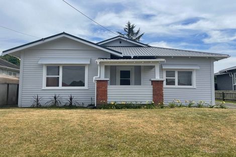 Photo of property in 16 Duigan Street, Gonville, Whanganui, 4501