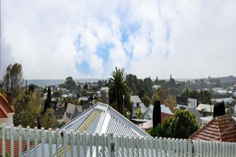 Photo of property in 8 Lismore Street, Strandon, New Plymouth, 4312