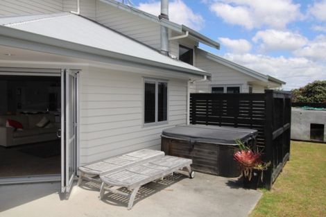 Photo of property in 126 Puka Crescent, Matarangi, Whitianga, 3592