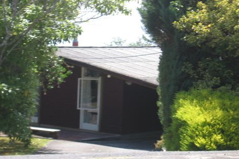 Photo of property in 47 Churchill Road, Murrays Bay, Auckland, 0630