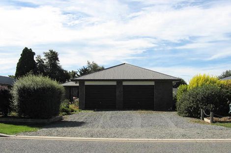 Photo of property in 5 Robinson Street, Rakaia, 7710