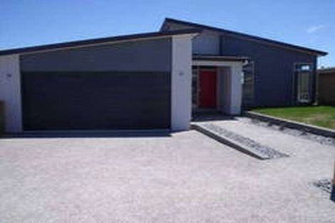 Photo of property in 10 Kaimai Place, Aotea, Porirua, 5024