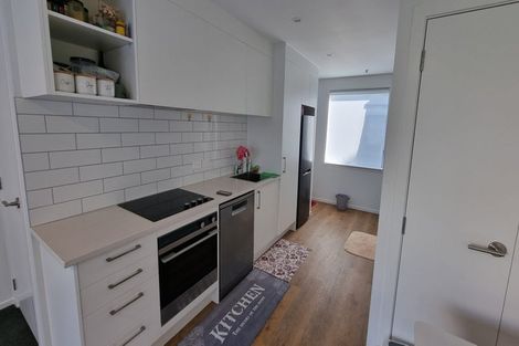 Photo of property in 12/3234 Great North Road, New Lynn, Auckland, 0600