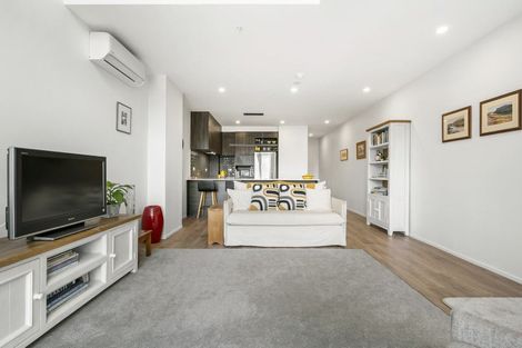 Photo of property in 8/28 Pennant Street, Long Bay, Auckland, 0630