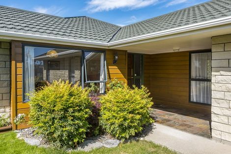Photo of property in 5 Langdale Avenue, Paraparaumu, 5032