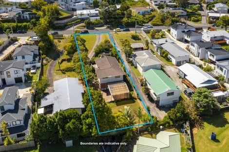 Photo of property in 17 Morton Avenue, Forrest Hill, Auckland, 0620