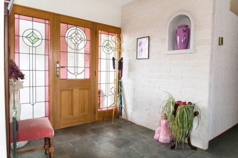 Photo of property in 116 Adelaide Road, Dannevirke, 4930