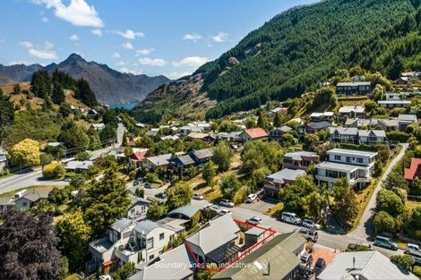 Photo of property in 13a Avalon Crescent, Fernhill, Queenstown, 9300