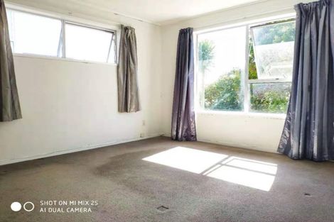 Photo of property in 27 Fitzwater Place, Henderson, Auckland, 0612