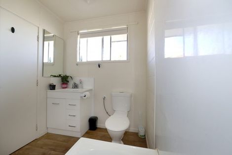 Photo of property in 2/1012 Plunket Street, Saint Leonards, Hastings, 4120