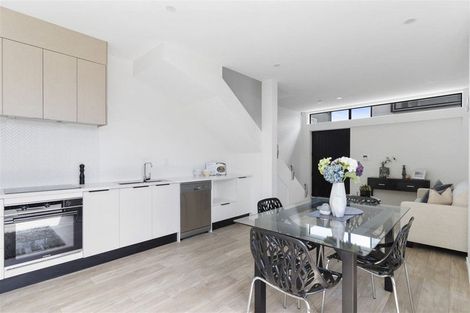 Photo of property in 40e Kenderdine Road, Papatoetoe, Auckland, 2025