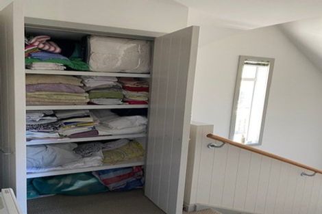 Photo of property in 16 Cavalry Close, Crofton Downs, Wellington, 6035