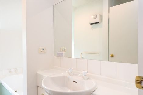 Photo of property in 6/56 London Street, Richmond, Christchurch, 8013